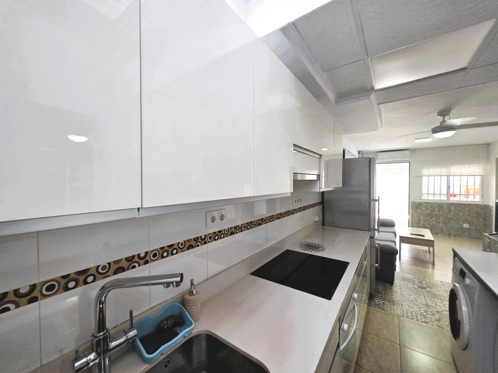 Bungalow de 2 chambres à louer à Santa Pola - 800 € (Ref: 9258238)