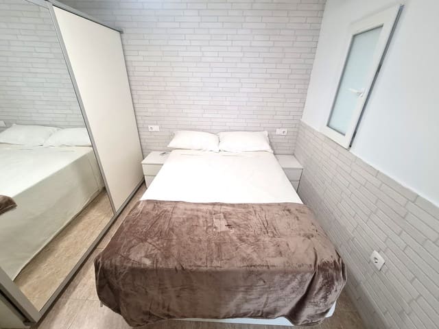 Bungalow de 2 chambres à louer à Santa Pola - 800 € (Ref: 9258238)