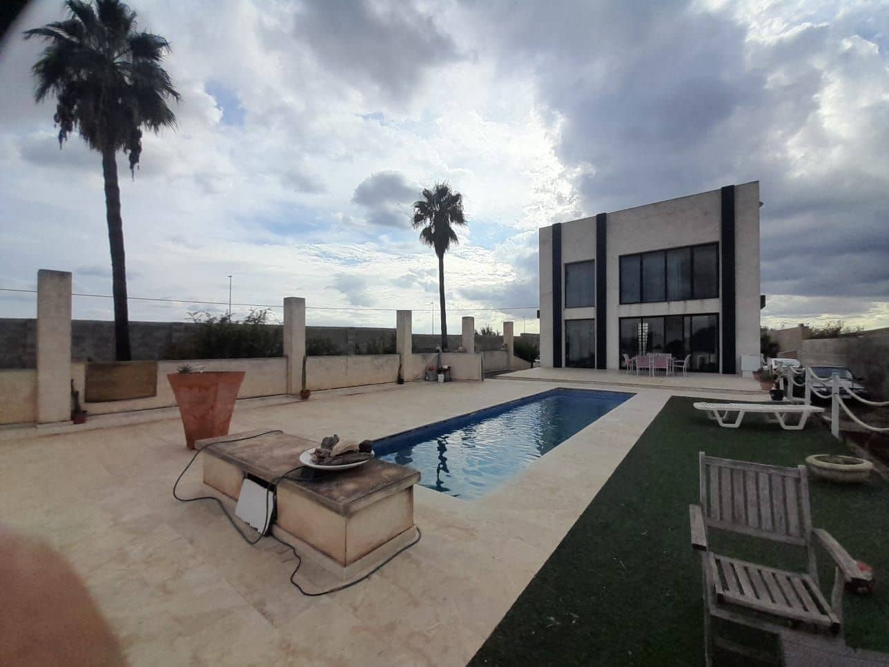Chalet de 4 habitaciones en Crevillente / Crevillent en venta con piscina garaje - 360.000 € (Ref: 9258241)