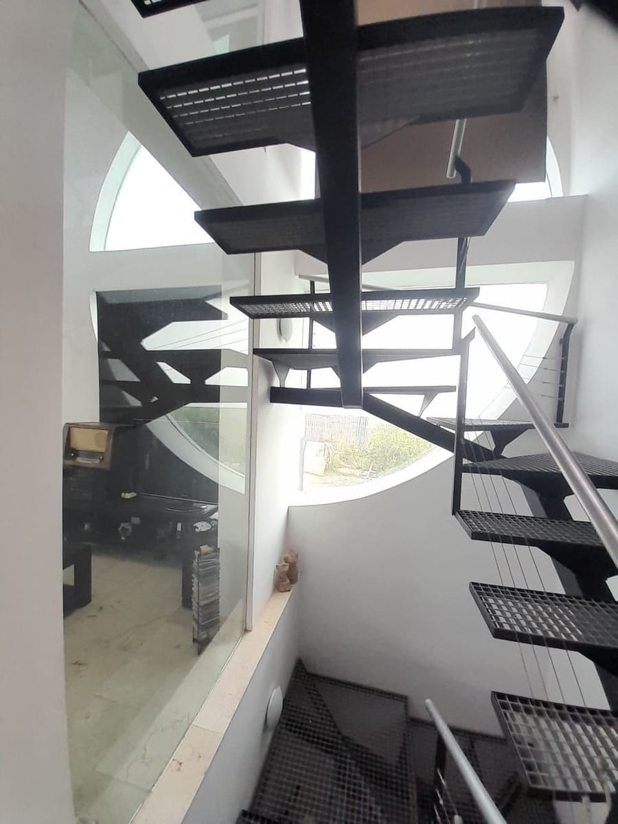 Chalet de 4 habitaciones en Crevillente / Crevillent en venta con piscina garaje - 360.000 € (Ref: 9258241)