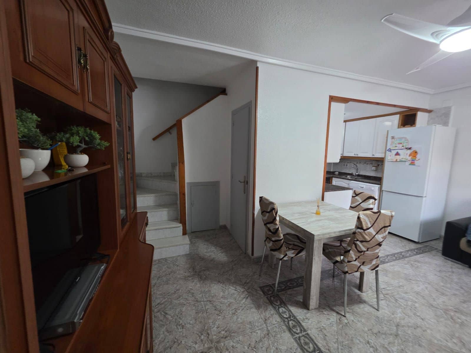 4 makuuhuone Bungalow myytävänä paikassa Santa Pola mukana 
autotalli - 245 000 € (Ref: 9340756)