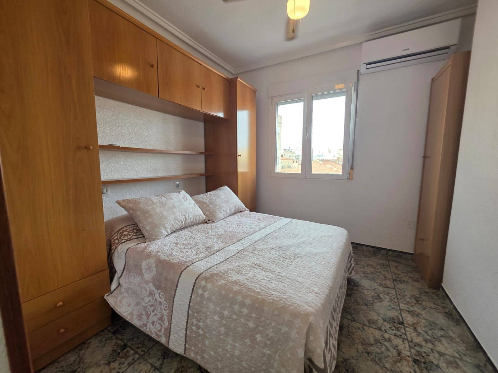 4 makuuhuone Bungalow myytävänä paikassa Santa Pola mukana 
autotalli - 245 000 € (Ref: 9340756)