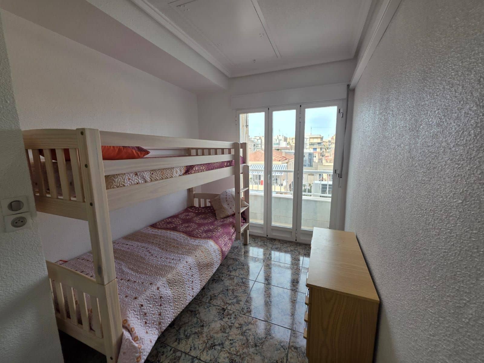 4 makuuhuone Bungalow myytävänä paikassa Santa Pola mukana 
autotalli - 245 000 € (Ref: 9340756)