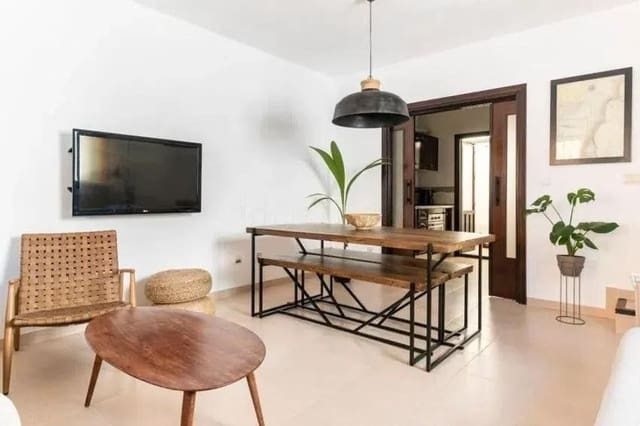 4 soveværelse Bungalow til salg i Santa Pola med swimmingpool garage - € 339.000 (Ref: 9371808)