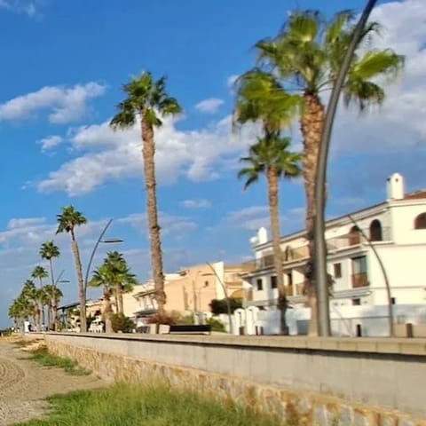 4 soveværelse Bungalow til salg i Santa Pola med swimmingpool garage - € 339.000 (Ref: 9371808)