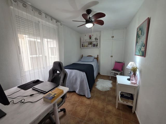 3 quarto Apartamento para venda em Santa Pola - 229 000 € (Ref: 9387601)