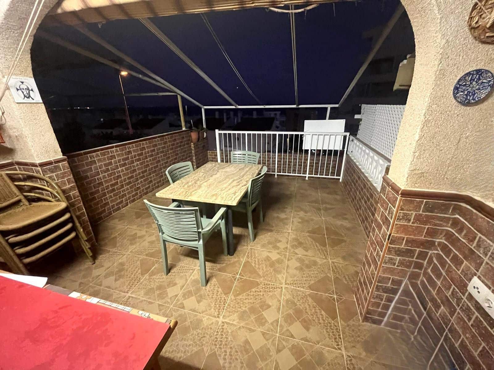 4 sypialnia Bungalow na sprzedaż w Arenales del Sol z basenem garażem - 275 000 € (Ref: 9390308)