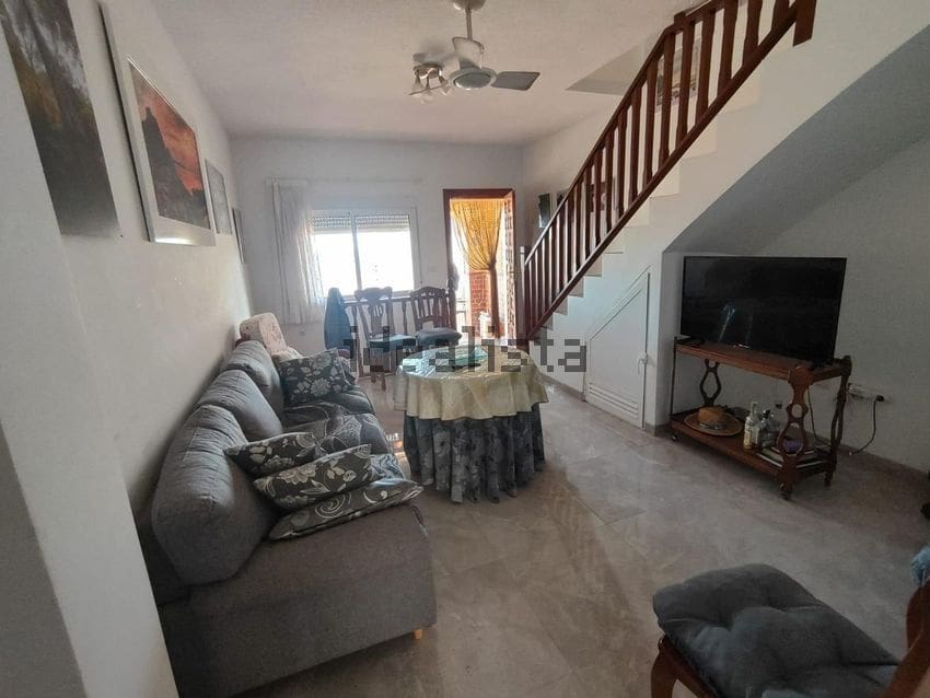 4 sypialnia Bungalow na sprzedaż w Arenales del Sol z basenem garażem - 275 000 € (Ref: 9390308)