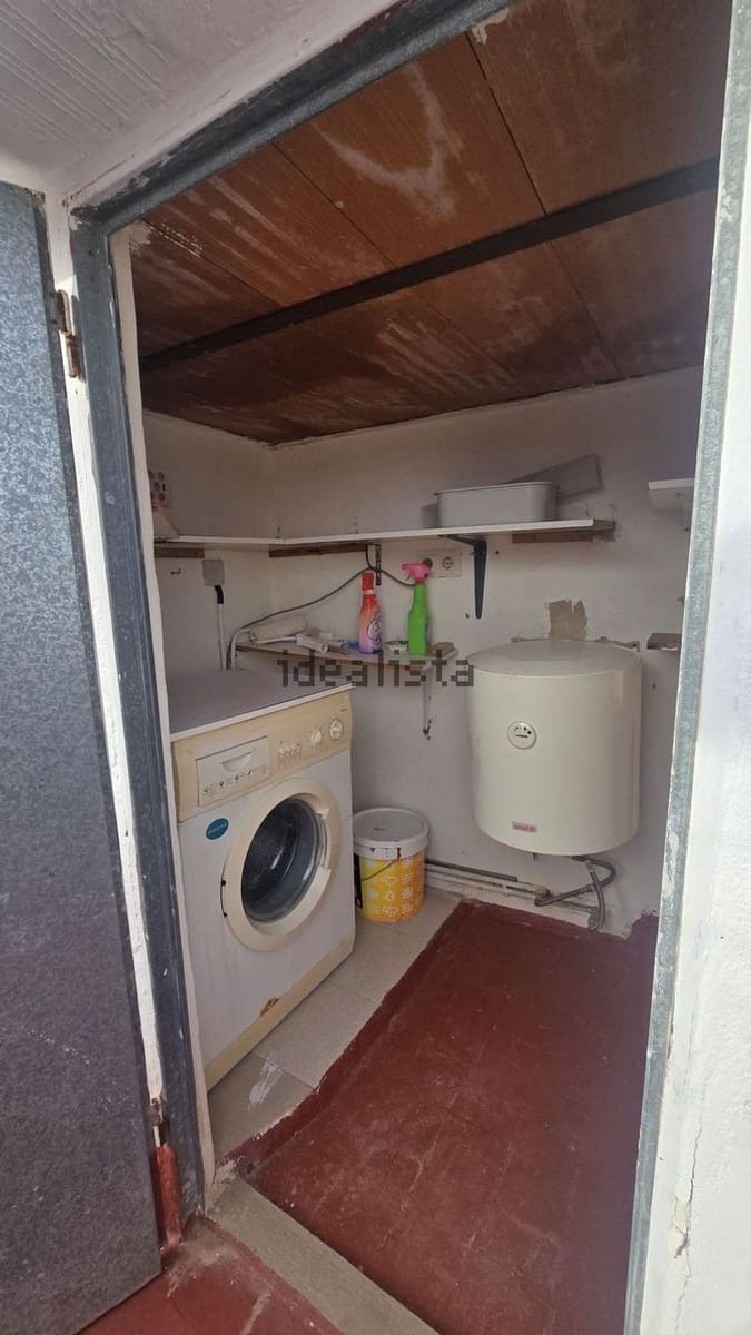 4 quarto Bungalow para venda em Arenales del Sol com piscina garagem - 275 000 € (Ref: 9390308)