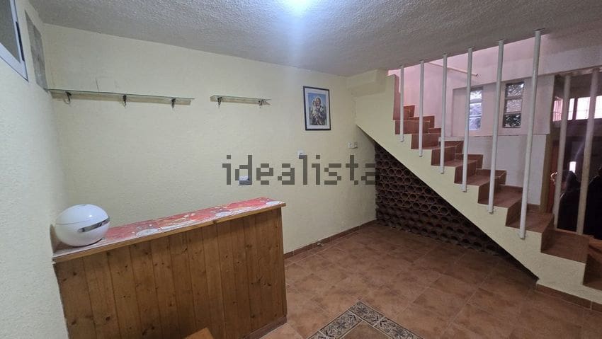 4 quarto Bungalow para venda em Arenales del Sol com piscina garagem - 275 000 € (Ref: 9390308)