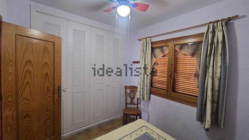 4 quarto Bungalow para venda em Arenales del Sol com piscina garagem - 275 000 € (Ref: 9390308)