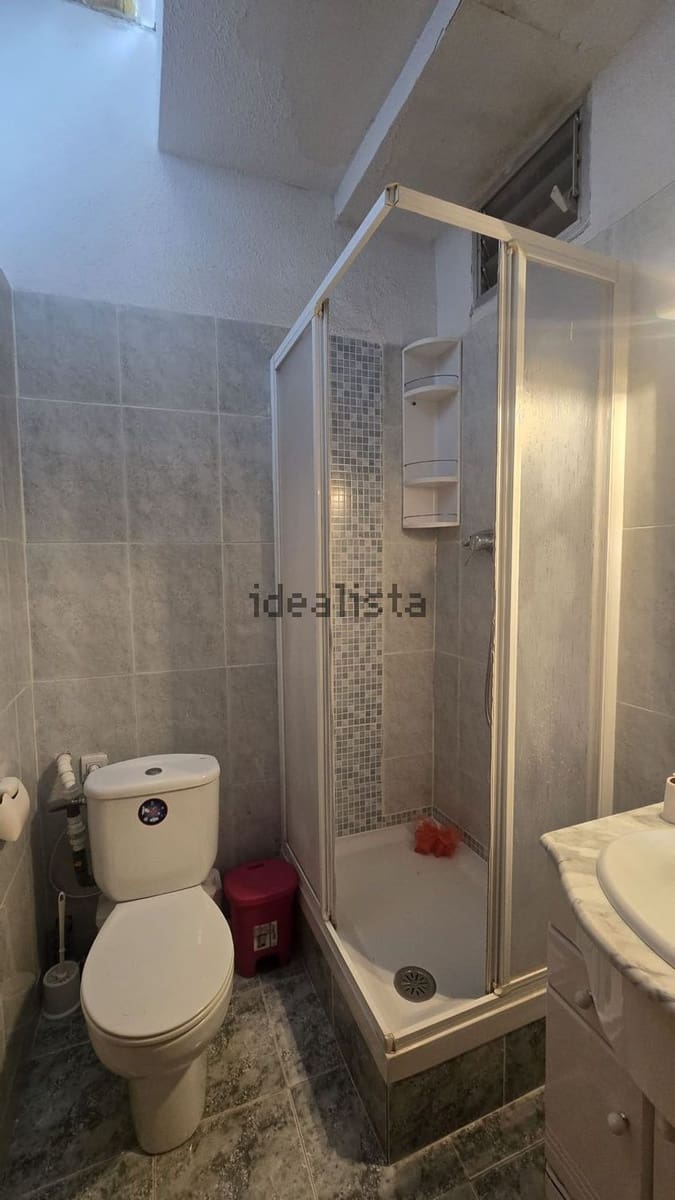 4 quarto Bungalow para venda em Arenales del Sol com piscina garagem - 275 000 € (Ref: 9390308)