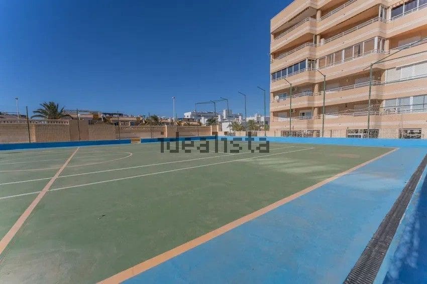 4 bedroom Bungalow for sale in Arenales del Sol with pool garage - € 275,000 (Ref: 9390308)