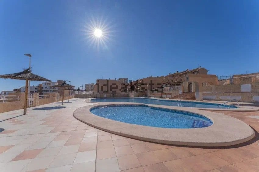 4 bedroom Bungalow for sale in Arenales del Sol with pool garage - € 275,000 (Ref: 9390308)