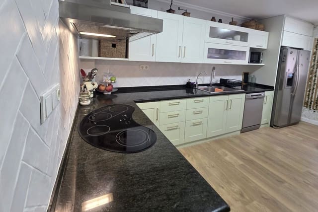 3 quarto Penthouse para venda em Elche / Elx com garagem - 360 000 € (Ref: 9390309)