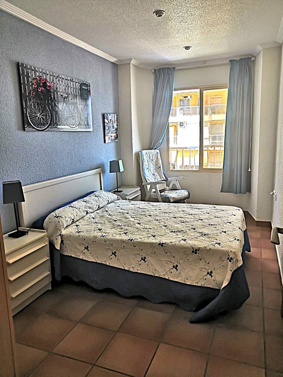 Apartamento de 4 habitaciones en Santa Pola en venta con piscina garaje - 490.000 € (Ref: 9403184)