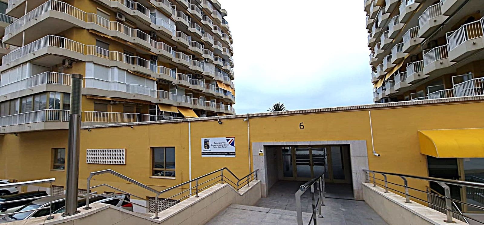 Apartamento de 4 habitaciones en Santa Pola en venta con piscina garaje - 490.000 € (Ref: 9403184)