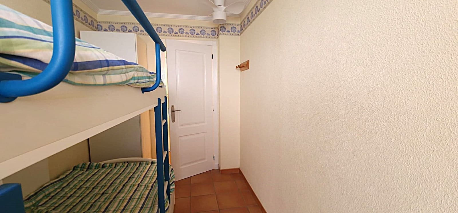 Apartamento de 4 habitaciones en Santa Pola en venta con piscina garaje - 490.000 € (Ref: 9403184)