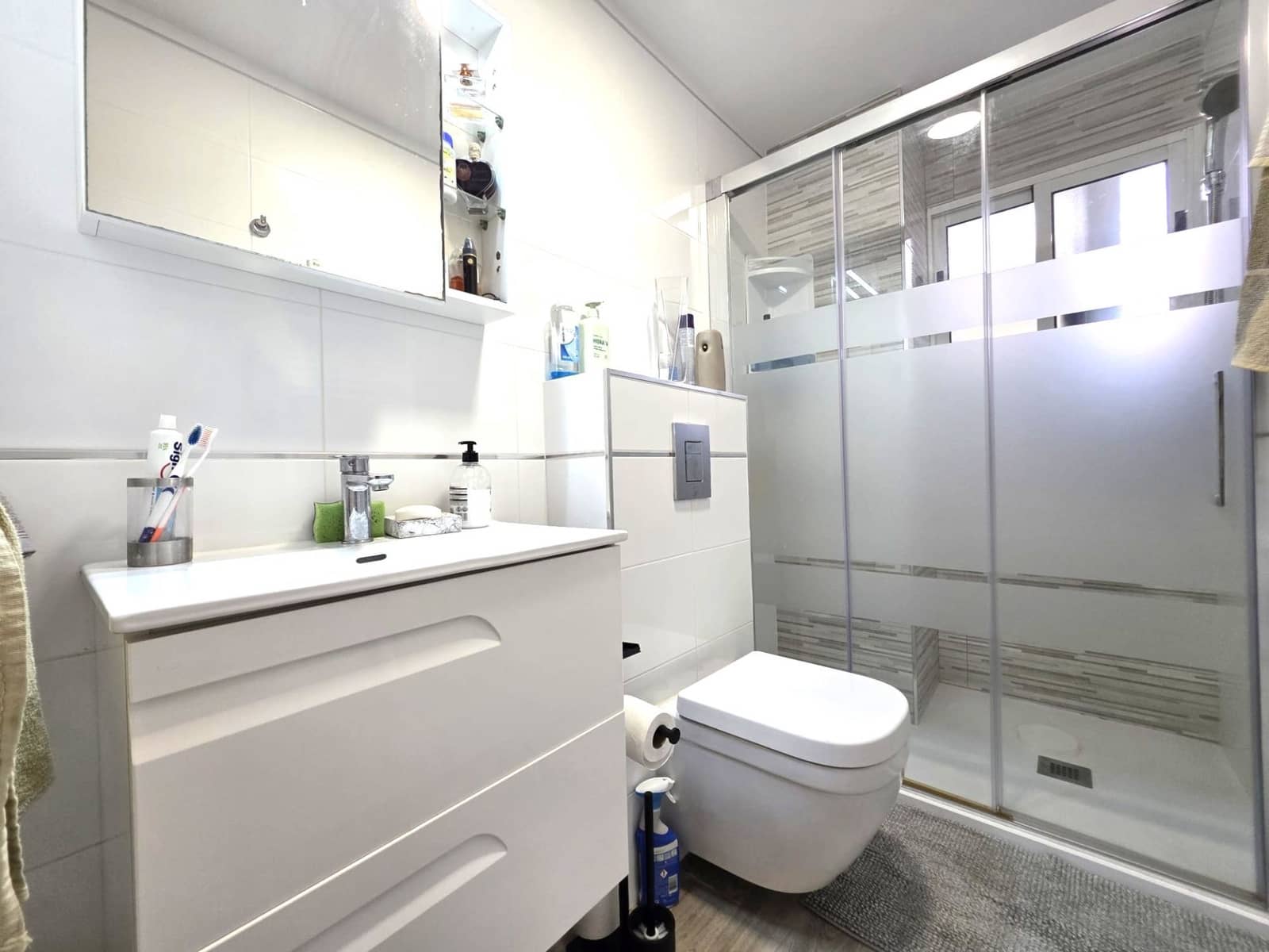 3 bedroom Flat for sale in Santa Pola with garage - € 170,000 (Ref: 9413737)