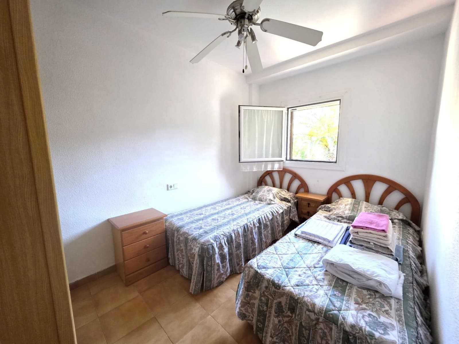 4 Zimmer Bungalow zu vermieten in Santa Pola - 900 € (Ref: 9422026)