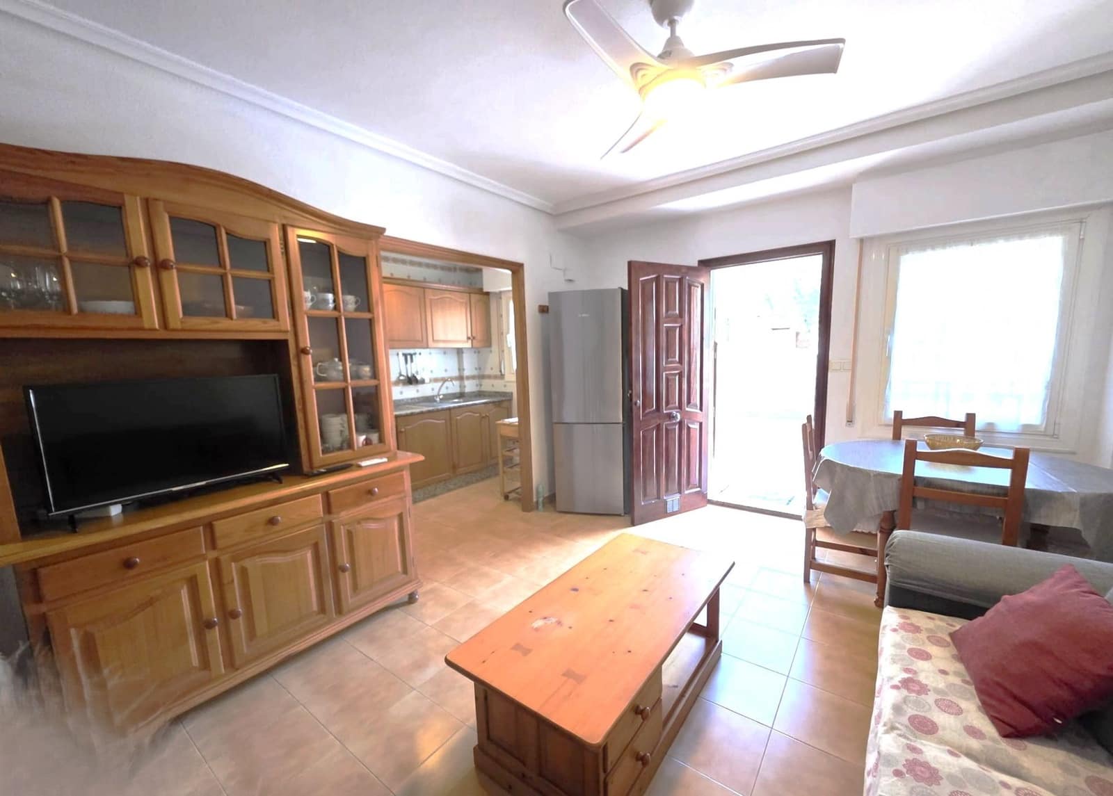 4 Zimmer Bungalow zu vermieten in Santa Pola - 900 € (Ref: 9422026)