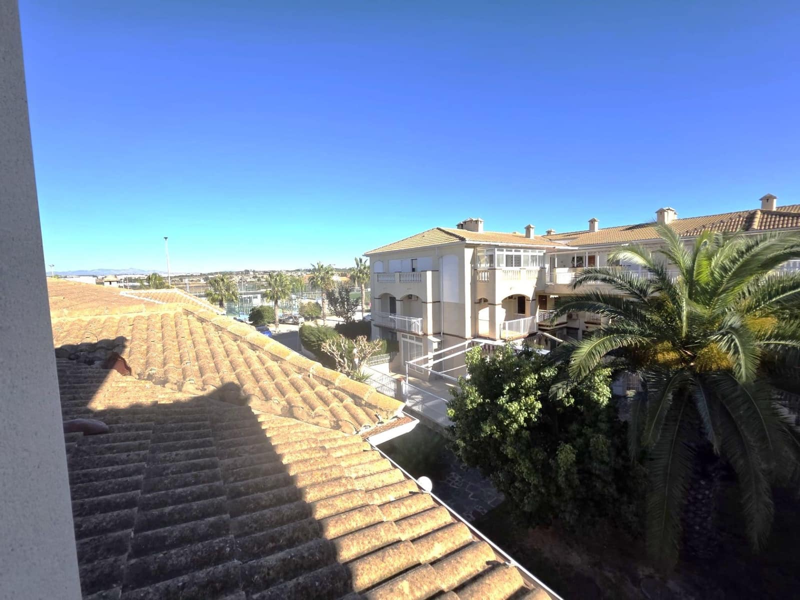 4 Zimmer Bungalow zu vermieten in Santa Pola - 900 € (Ref: 9422026)