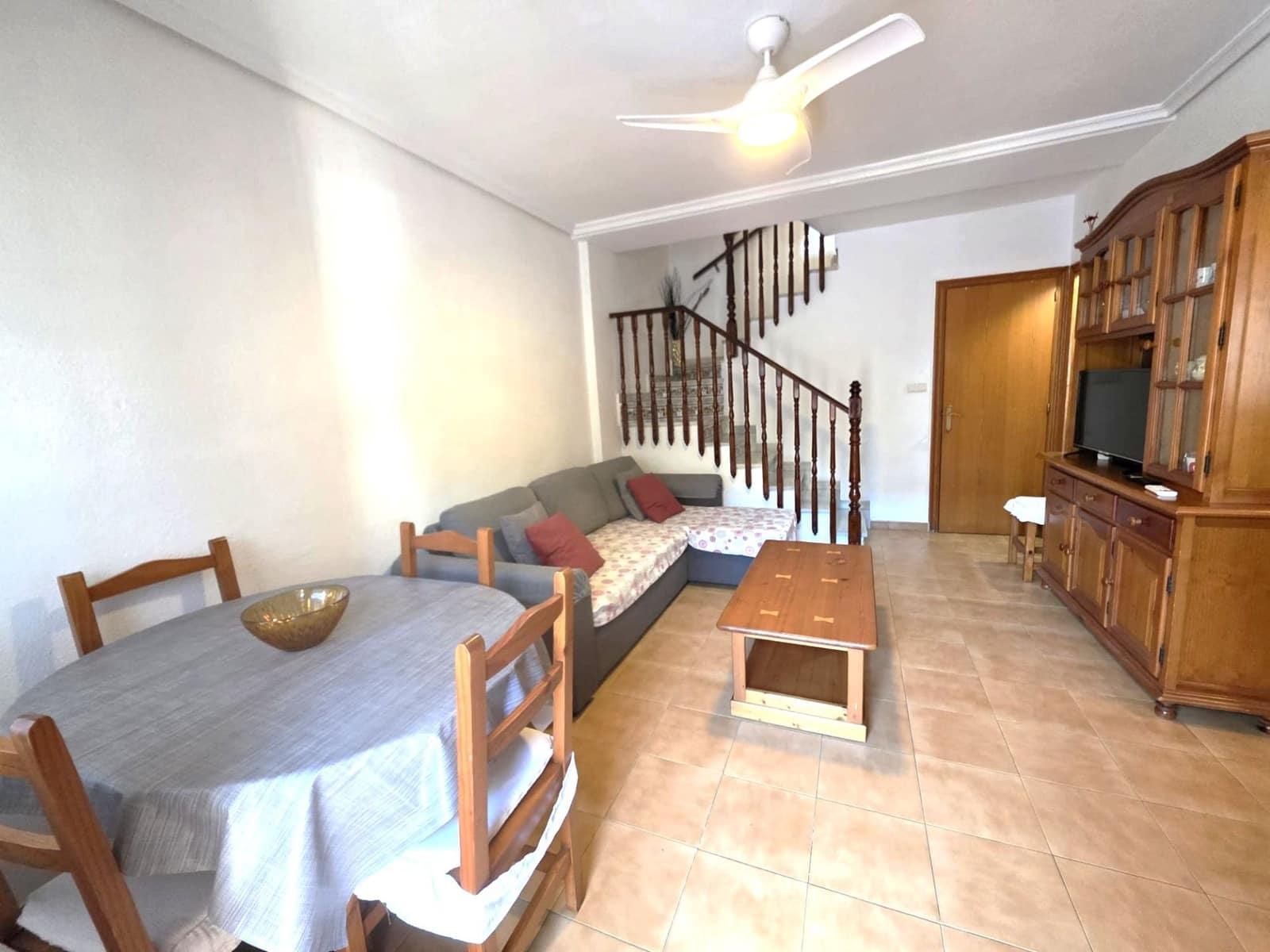 4 Zimmer Bungalow zu vermieten in Santa Pola - 900 € (Ref: 9422026)