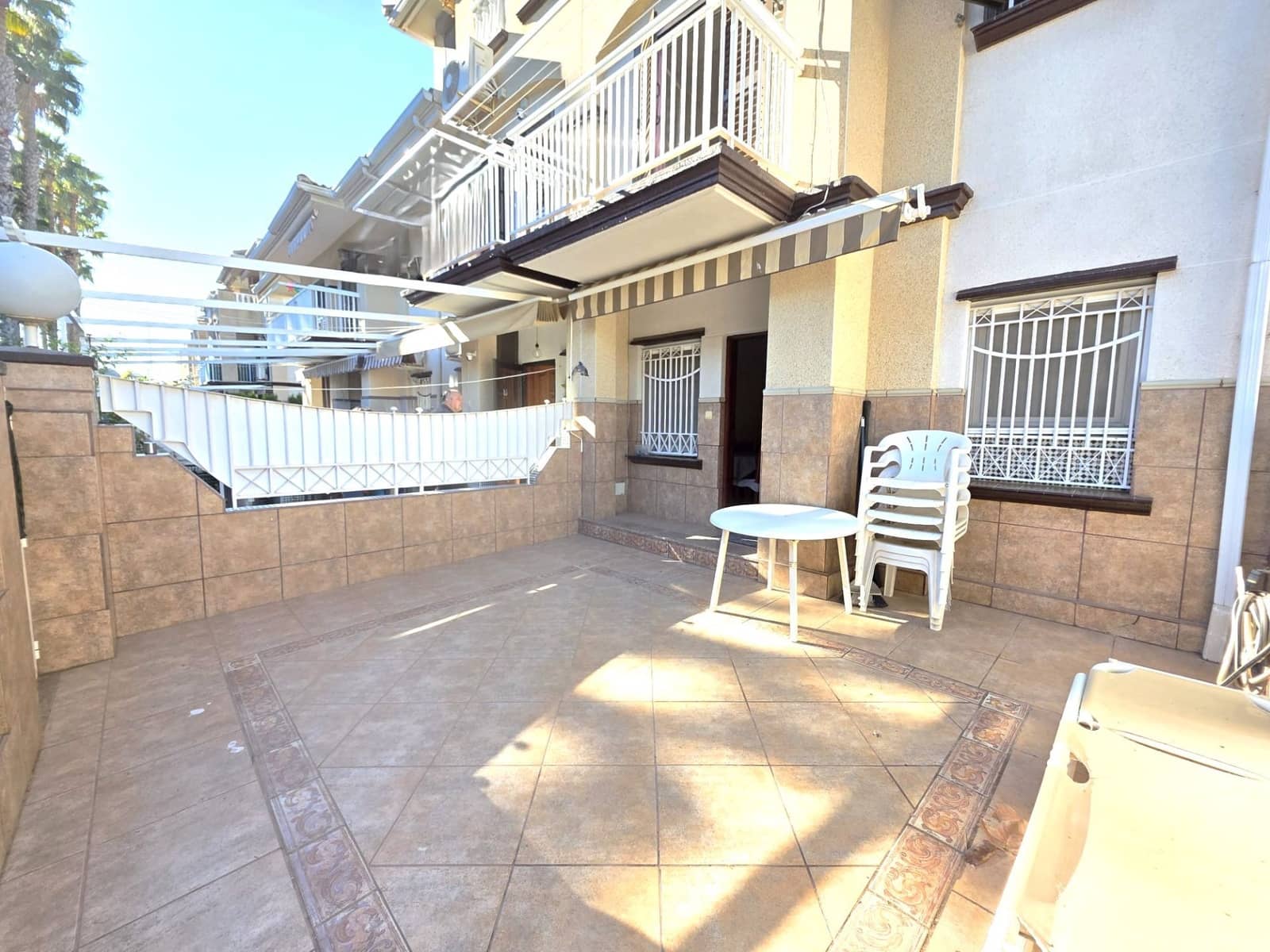 4 Zimmer Bungalow zu vermieten in Santa Pola - 900 € (Ref: 9422026)