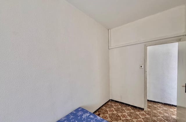 3 bedroom Flat for sale in Santa Pola - € 139,000 (Ref: 9426934)