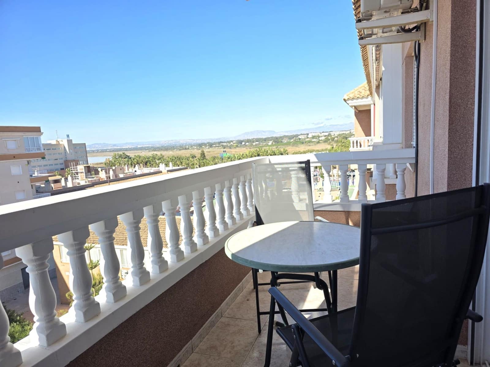 1 soveværelse Lejlighed til leje i Santa Pola - € 700 (Ref: 9441324)