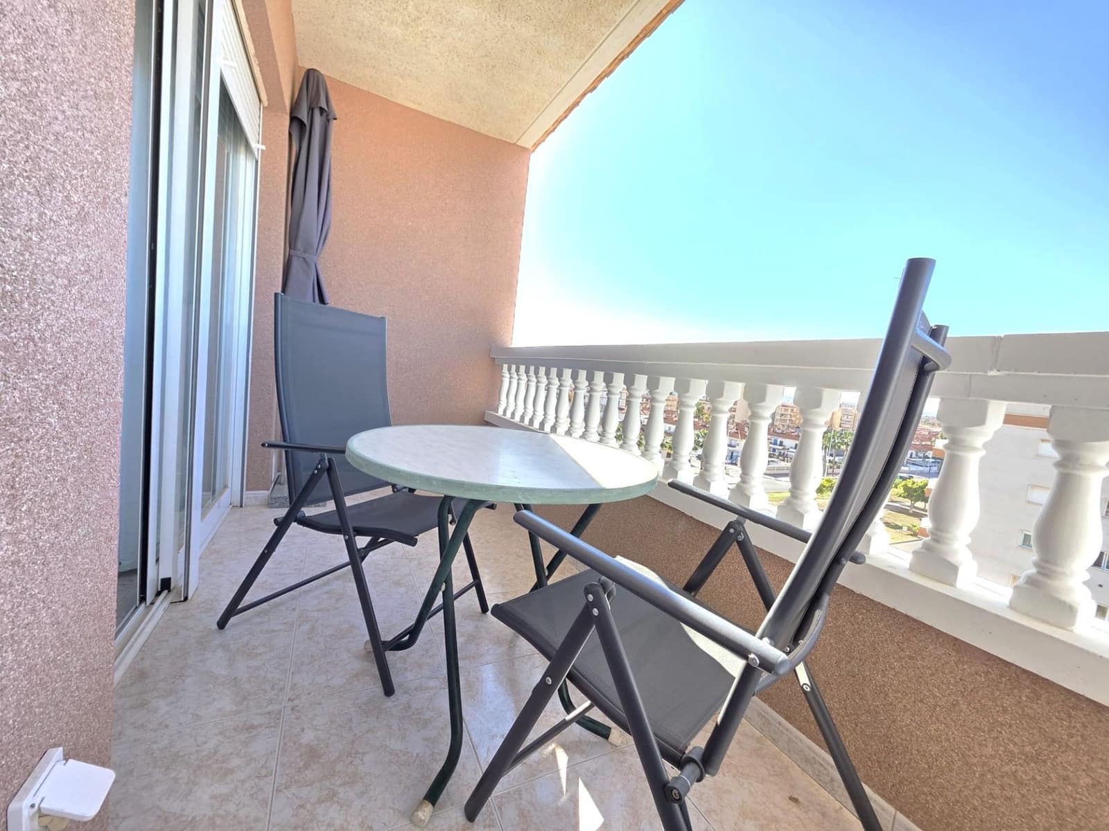 1 soveværelse Lejlighed til leje i Santa Pola - € 700 (Ref: 9441324)