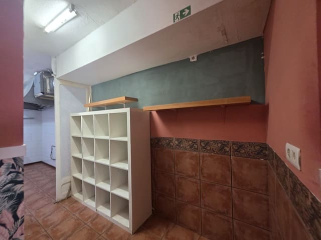 Commercieel te koop in Santa Pola - € 115.000 (Ref: 9465432)