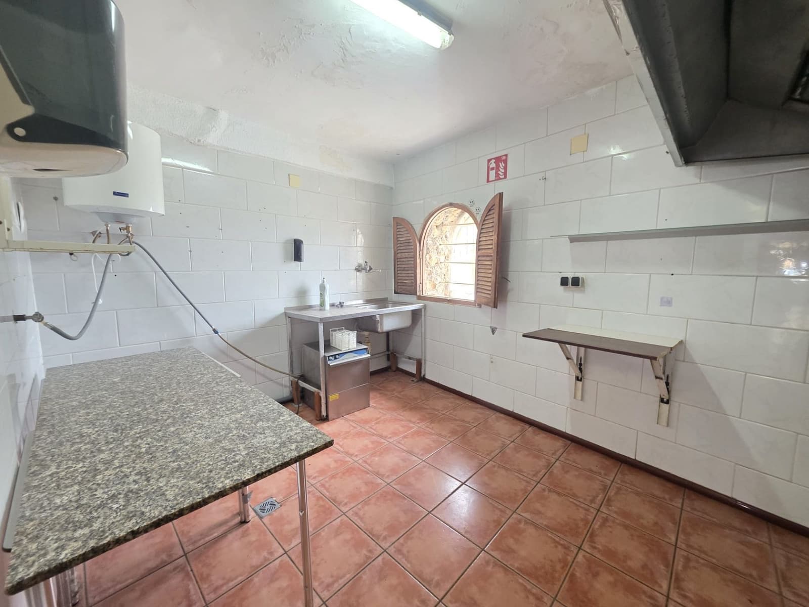 Kommersiell till salu i Santa Pola - 115 000 € (Ref: 9465432)