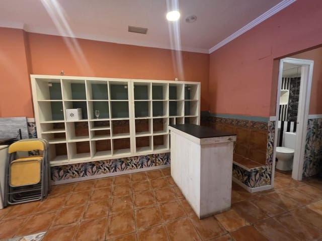 Commercieel te koop in Santa Pola - € 115.000 (Ref: 9465432)