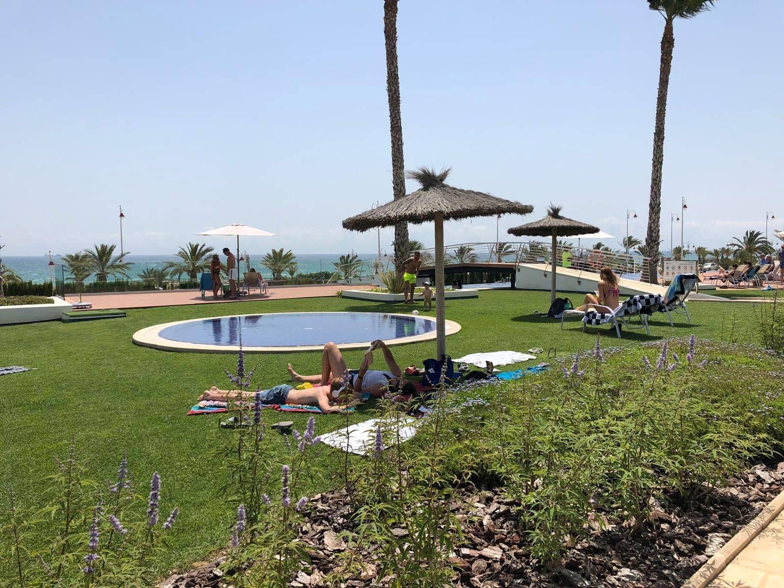 Appartement de 2 chambres à louer à Arenales del Sol avec piscine - 1 350 € (Ref: 9465433)