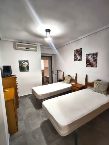 2 Zimmer Apartment zu vermieten in Santa Pola - 800 € (Ref: 9518516)