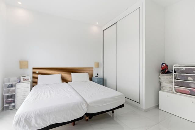 3 soveværelse Villa til salg i Bigastro med swimmingpool garage - € 339.000 (Ref: 9568108)