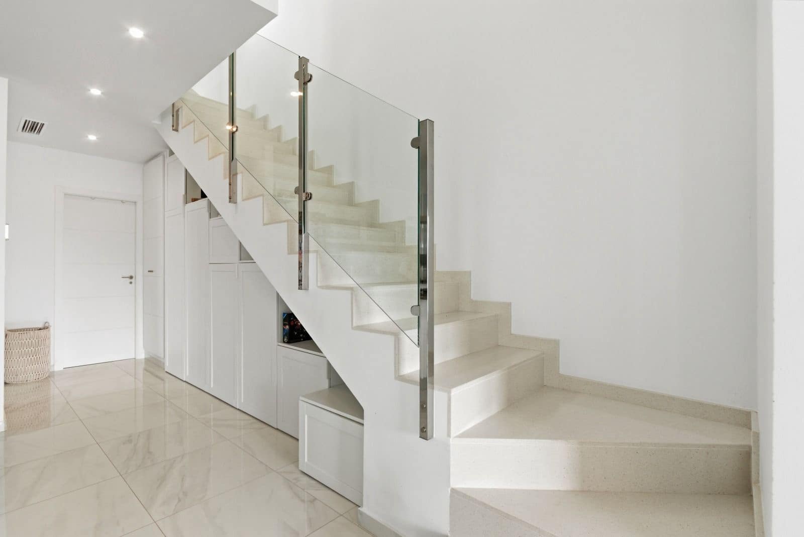 3 soveværelse Villa til salg i Bigastro med swimmingpool garage - € 339.000 (Ref: 9568108)