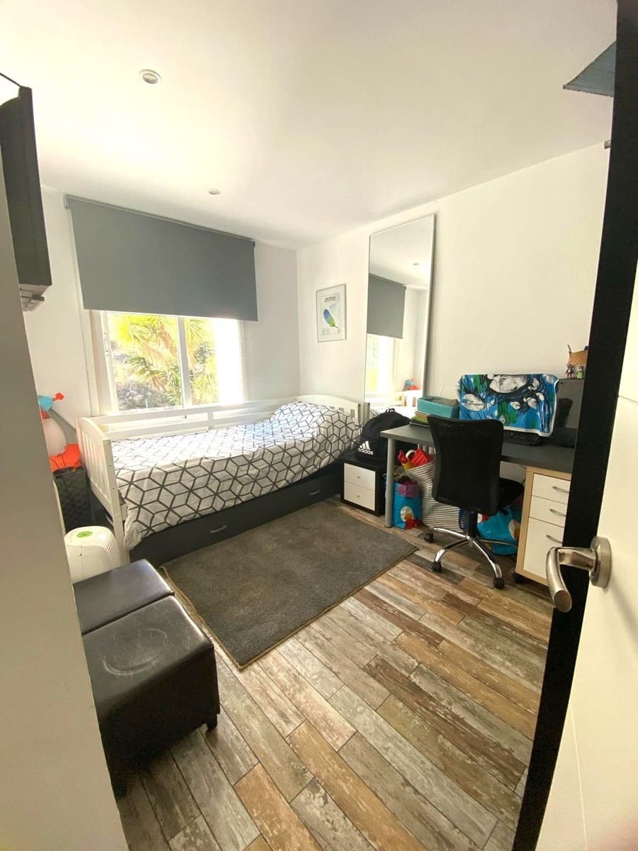 2 soveværelse Lejlighed til leje i Santa Pola med garage - € 2.200 (Ref: 9568110)