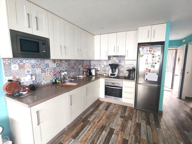 2 soveværelse Lejlighed til leje i Santa Pola med garage - € 2.200 (Ref: 9568110)