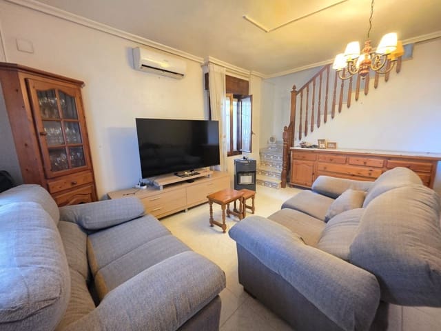 3 makuuhuone Omakotitalo myytävänä paikassa Santa Pola - 285 000 € (Ref: 9590768)