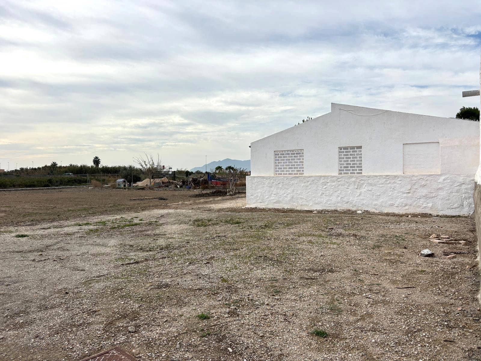 3 makuuhuone Maalaistalo myytävänä paikassa El Realengo mukana 
autotalli - 260 000 € (Ref: 9604634)