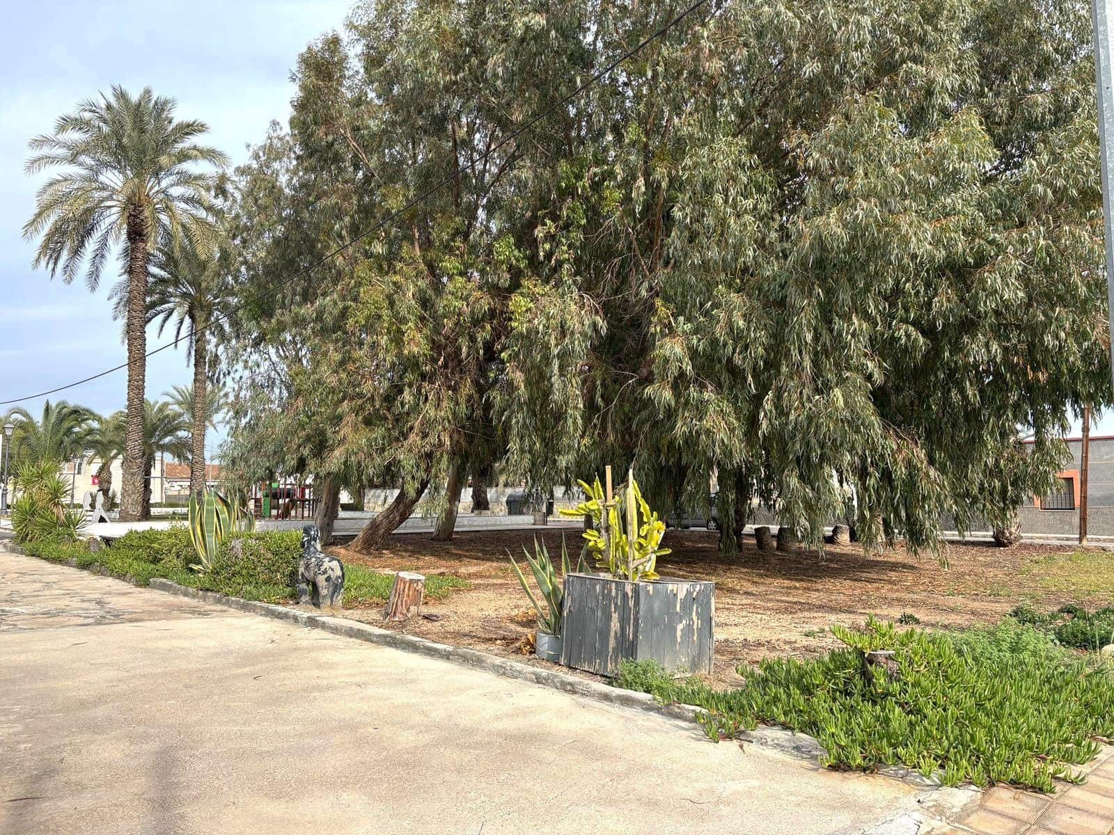 3 makuuhuone Maalaistalo myytävänä paikassa El Realengo mukana 
autotalli - 260 000 € (Ref: 9604634)