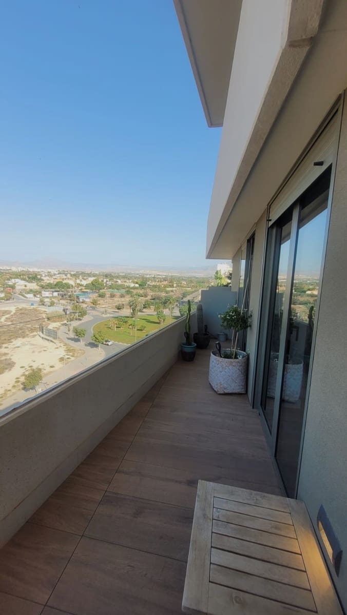 Ático de 3 habitaciones en Alicante / Alacant ciudad en venta con piscina garaje - 950.000 € (Ref: 9604636)