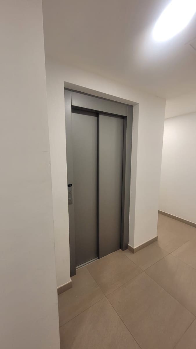 Ático de 3 habitaciones en Alicante / Alacant ciudad en venta con piscina garaje - 950.000 € (Ref: 9604636)