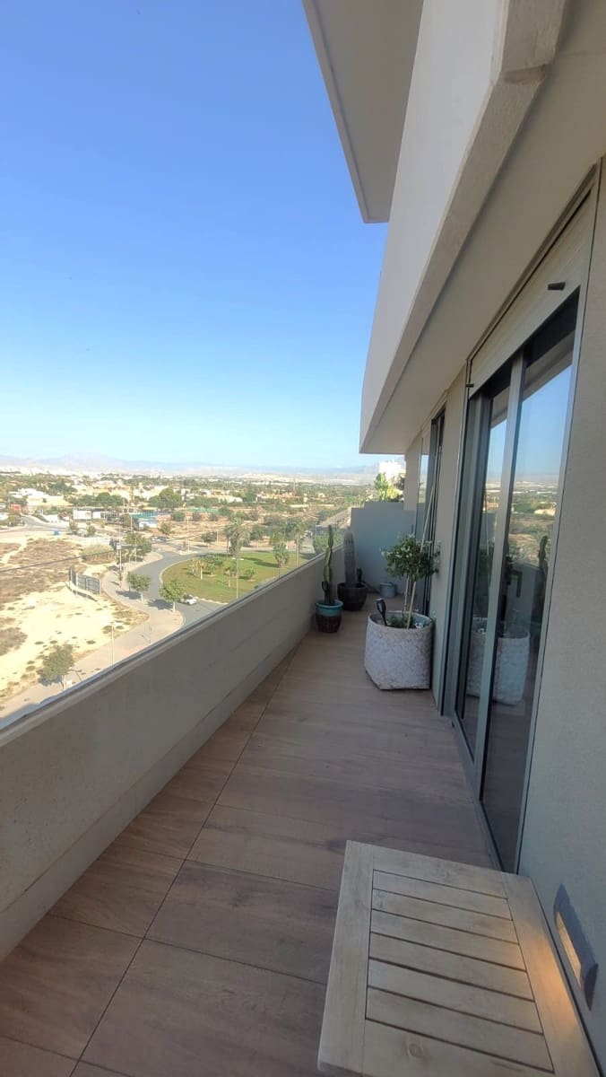 Ático de 3 habitaciones en Alicante / Alacant ciudad en venta con piscina garaje - 950.000 € (Ref: 9604636)