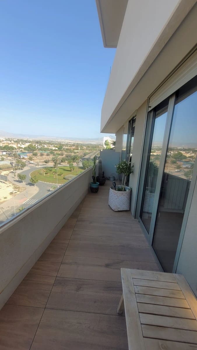 Ático de 3 habitaciones en Alicante / Alacant ciudad en venta con piscina garaje - 950.000 € (Ref: 9604636)