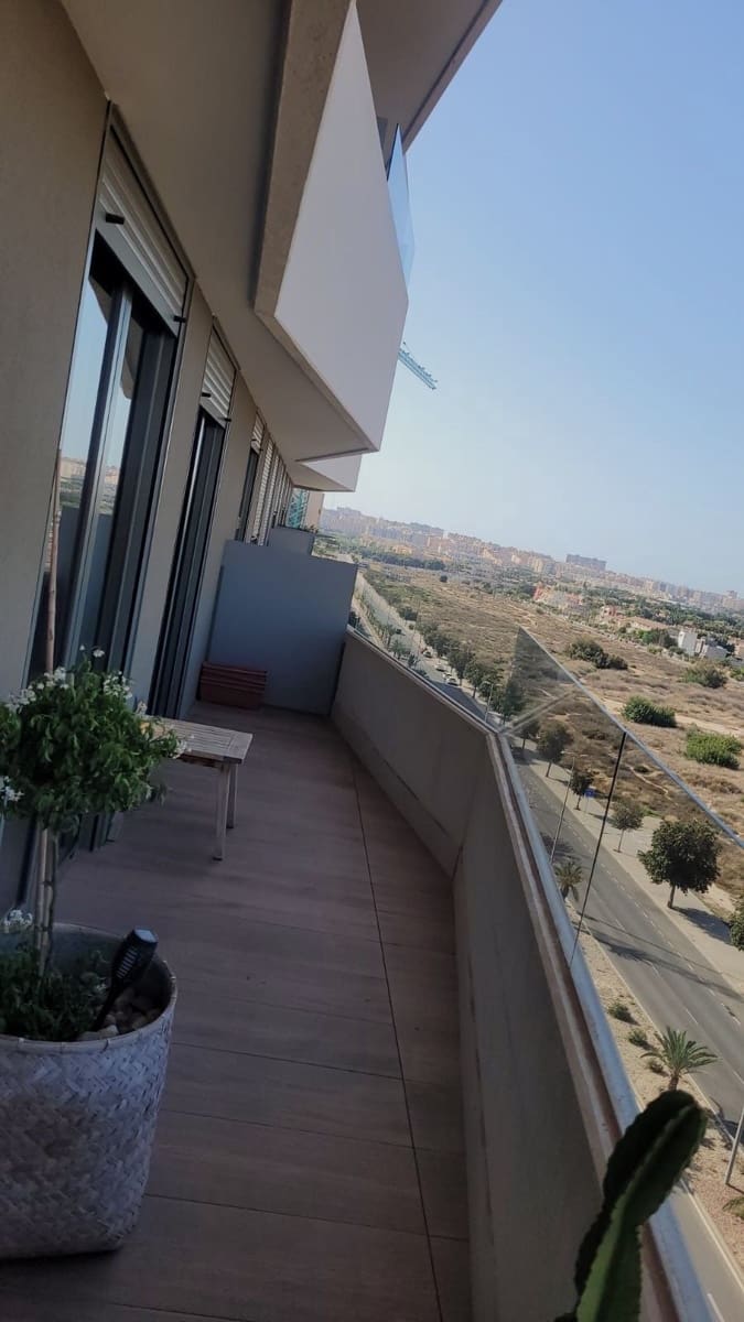 Ático de 3 habitaciones en Alicante / Alacant ciudad en venta con piscina garaje - 950.000 € (Ref: 9604636)