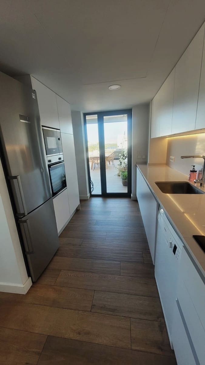 Ático de 3 habitaciones en Alicante / Alacant ciudad en venta con piscina garaje - 950.000 € (Ref: 9604636)