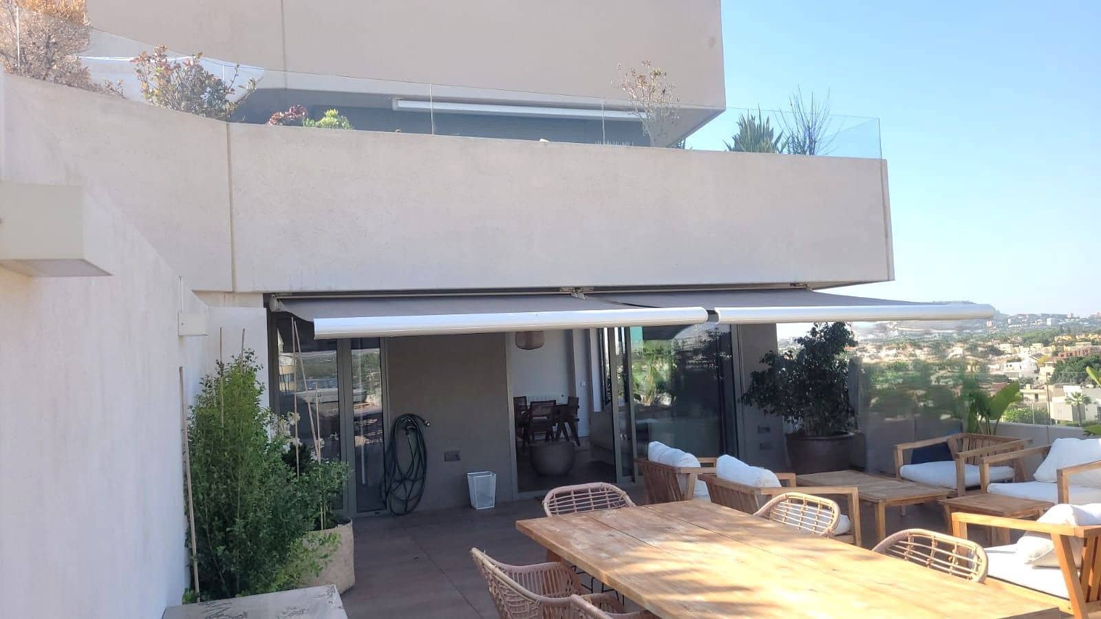 Ático de 3 habitaciones en Alicante / Alacant ciudad en venta con piscina garaje - 950.000 € (Ref: 9604636)